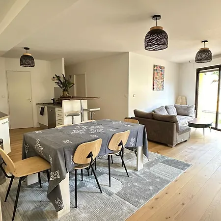 T3 A La Apartment